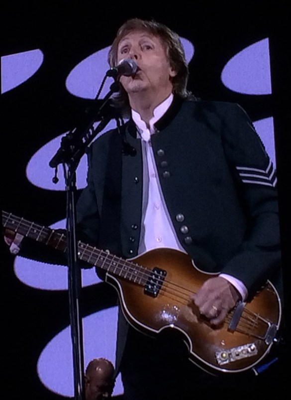 PaulMcCartneyPOA2017_0981_1024